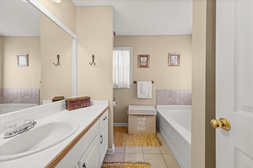 1112 Owens Circle, Bethlehem, Georgia image 12