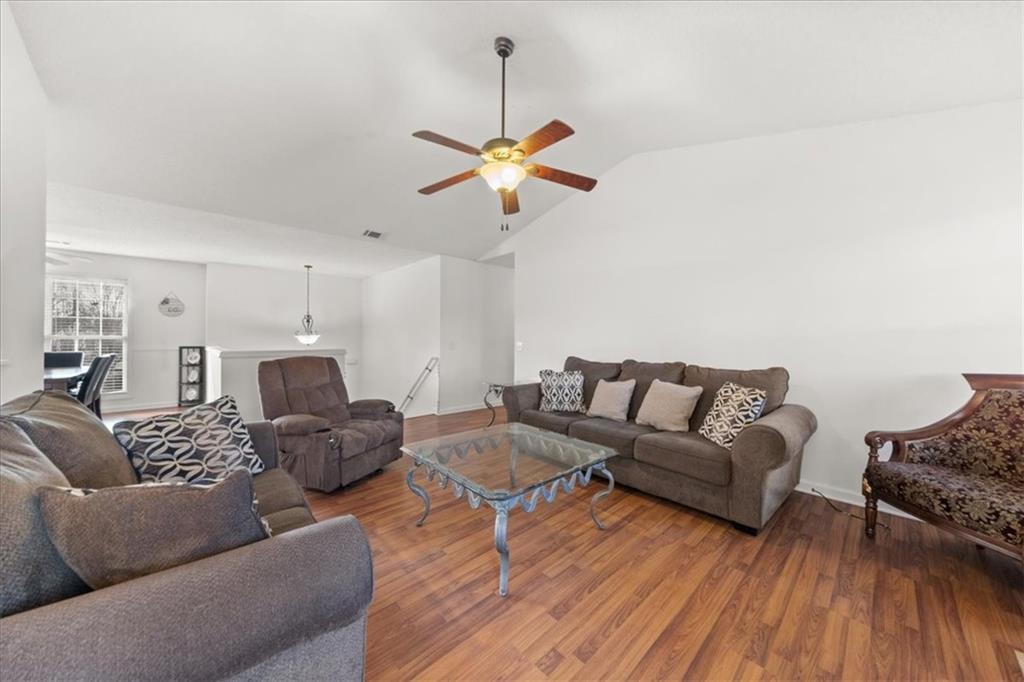 1112 Owens Circle, Bethlehem, Georgia image 4