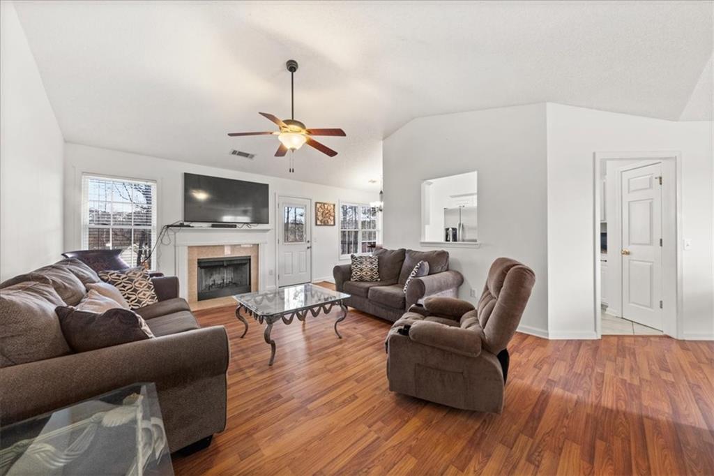 1112 Owens Circle, Bethlehem, Georgia image 3