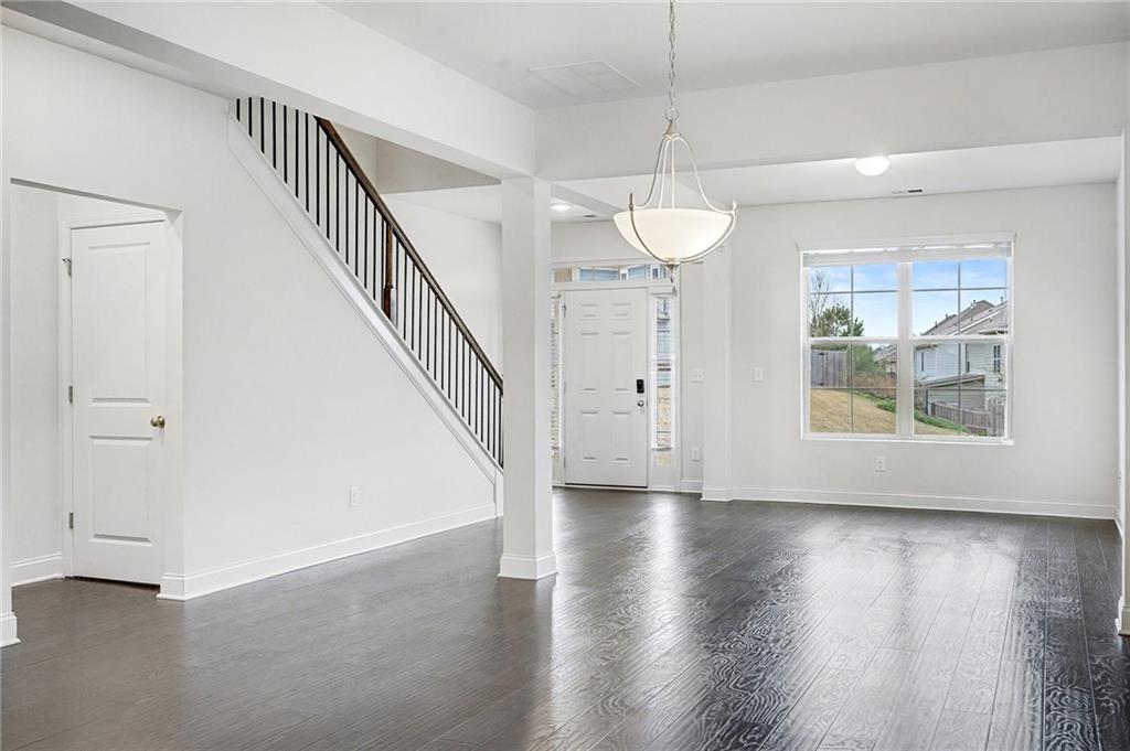 351 Hamilton Pointe Drive