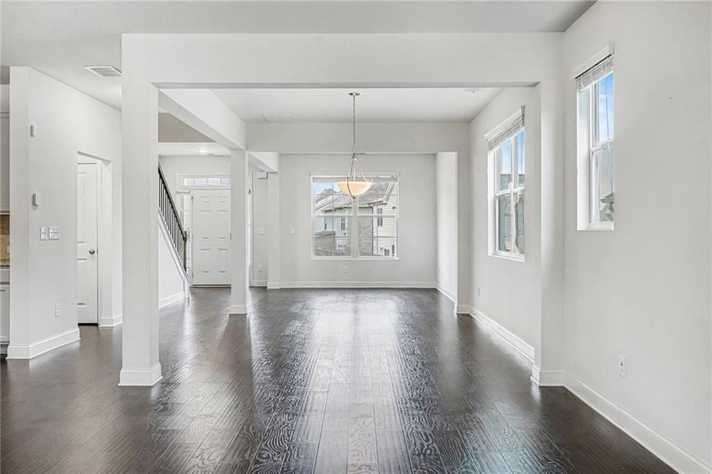 351 Hamilton Pointe Drive