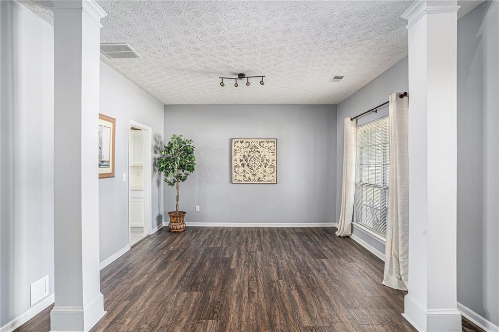 15 Saddlebrook Court