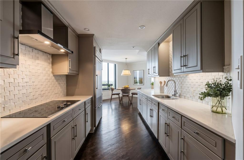 2660 Peachtree Road NW 25G