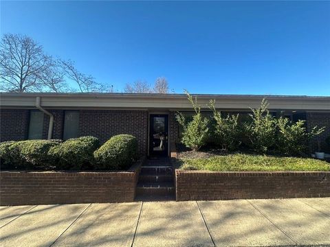 Photo of 11205 Alpharetta Highway #E3, Roswell, GA 30076 (MLS # 7693152)