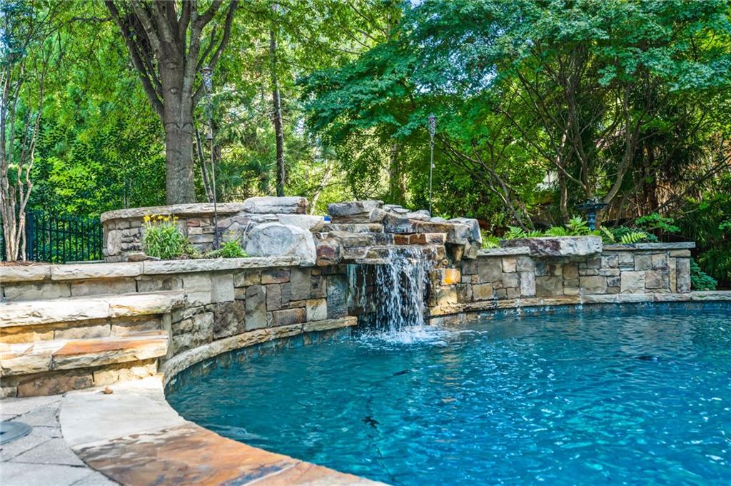 130 ELIZABETH Cove