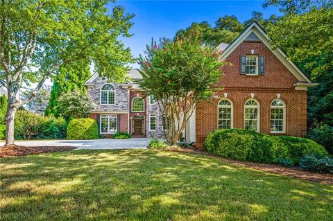 130 ELIZABETH Cove Roswell GA 30075