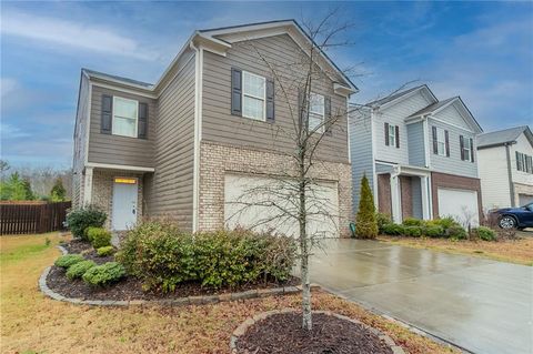 A home in Dawsonville