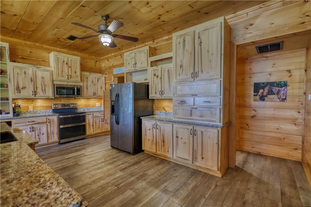 947 Bellhouse Road, Macon, Georgia image 9