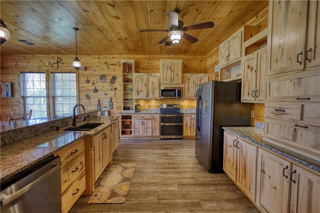947 Bellhouse Road, Macon, Georgia image 6