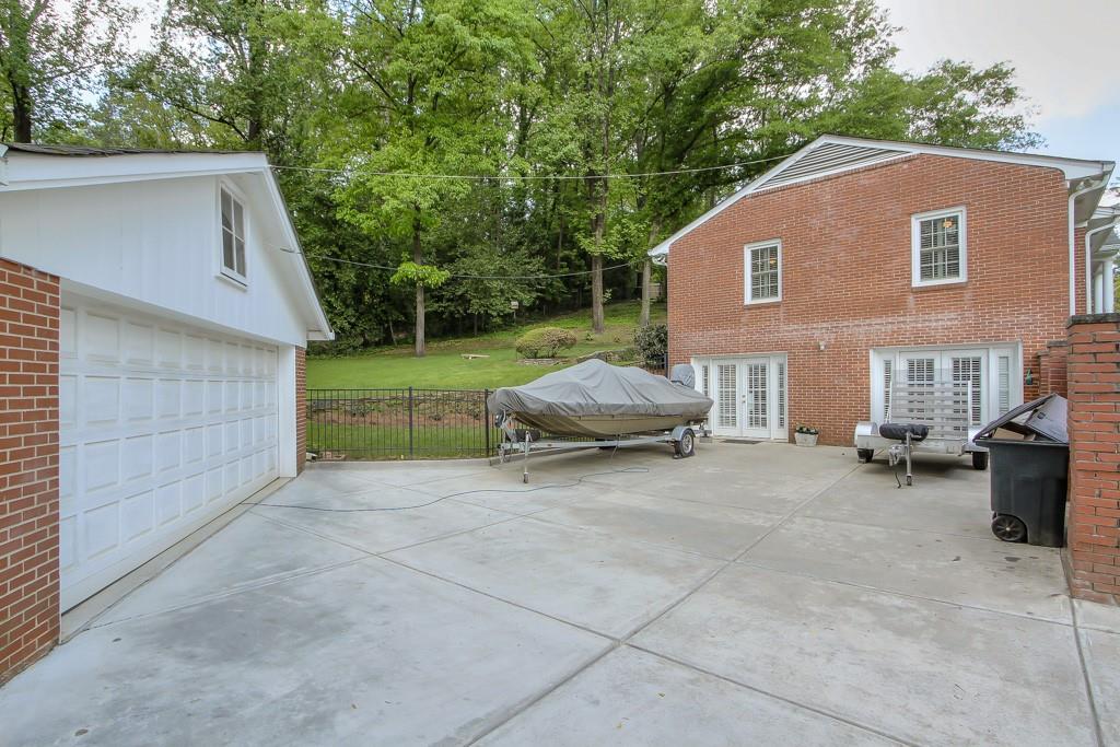 Lake Forest - Residential