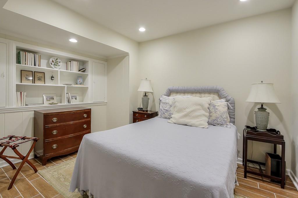 Lake Forest - Residential