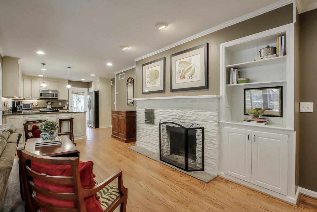 Lake Forest - Residential