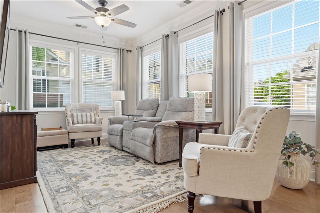 2637 Grapevine Circle 702