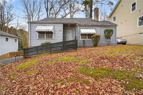 Photo of 1757 Derry Avenue SW, Atlanta, GA 30310 (MLS # 7695512)