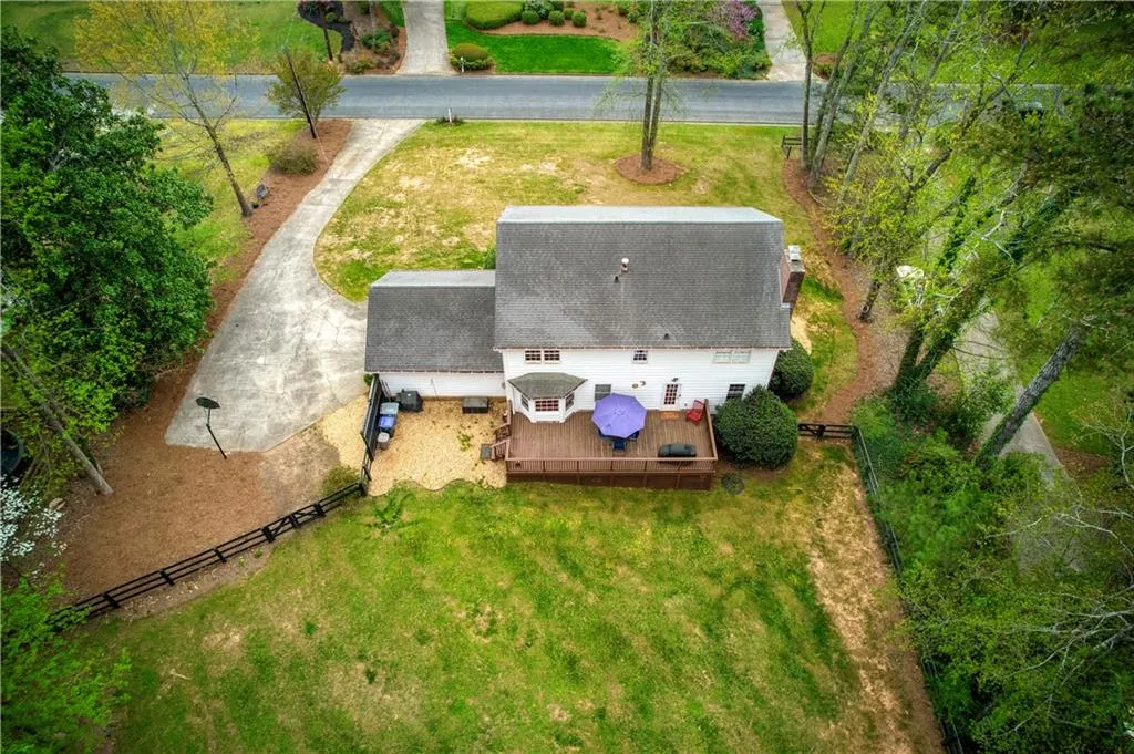 Roswell, Georgia 30076, United States, 5 Bedrooms Bedrooms, ,4 BathroomsBathrooms,Residential,Coming Soon,94988