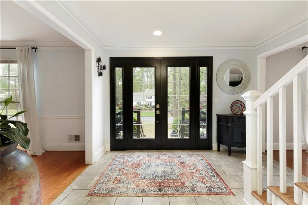 Roswell, Georgia 30076, United States, 5 Bedrooms Bedrooms, ,4 BathroomsBathrooms,Residential,Coming Soon,94988