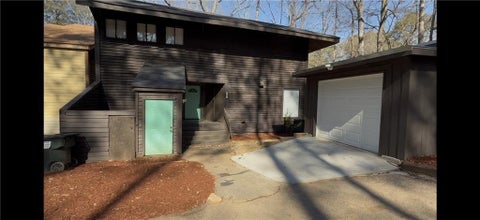 Townhouse For Rent - 2563 Terrace Trail<br/> Decatur, GA 30035