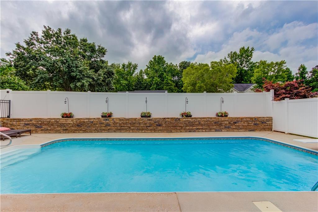 Holders Mill - Residential