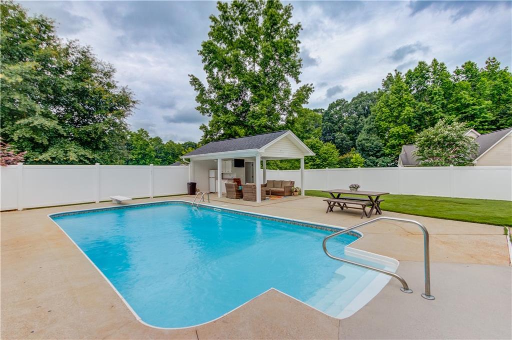 Holders Mill - Residential