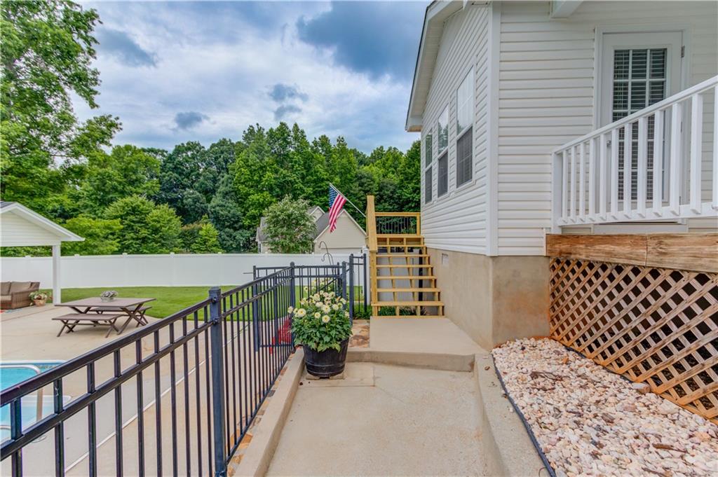 Holders Mill - Residential