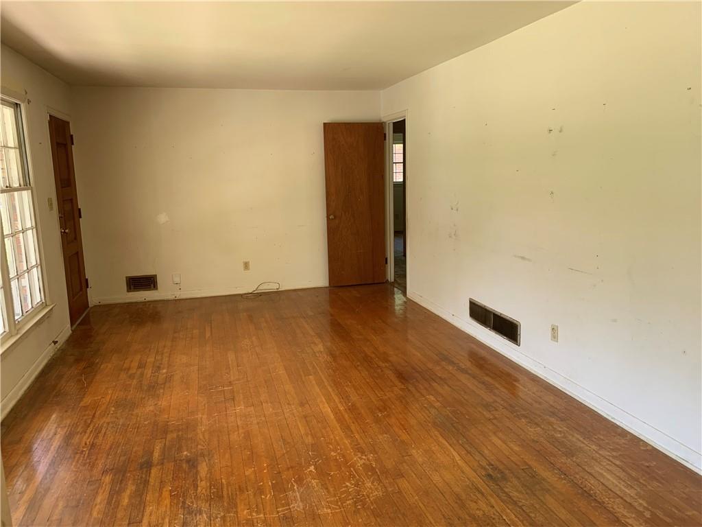 2703 Arrowood Drive, East Point, Georgia image 3