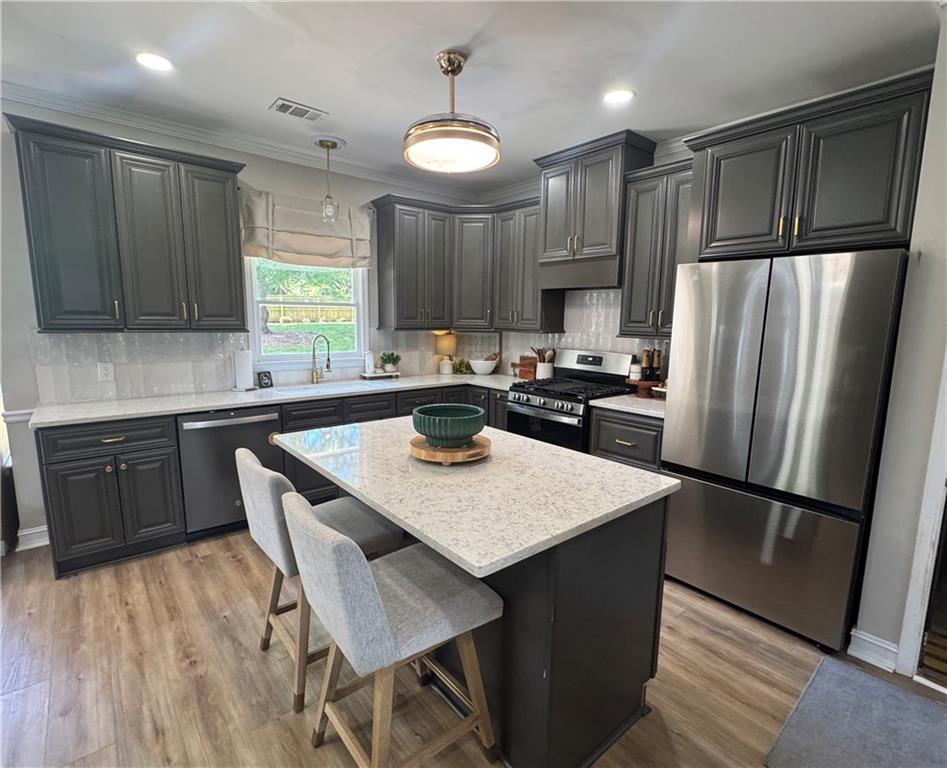 6225 Oak Valley Court