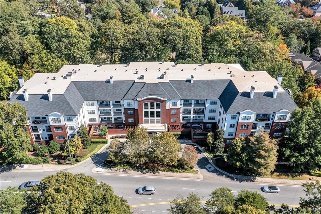 3275 Lenox Road NE 105