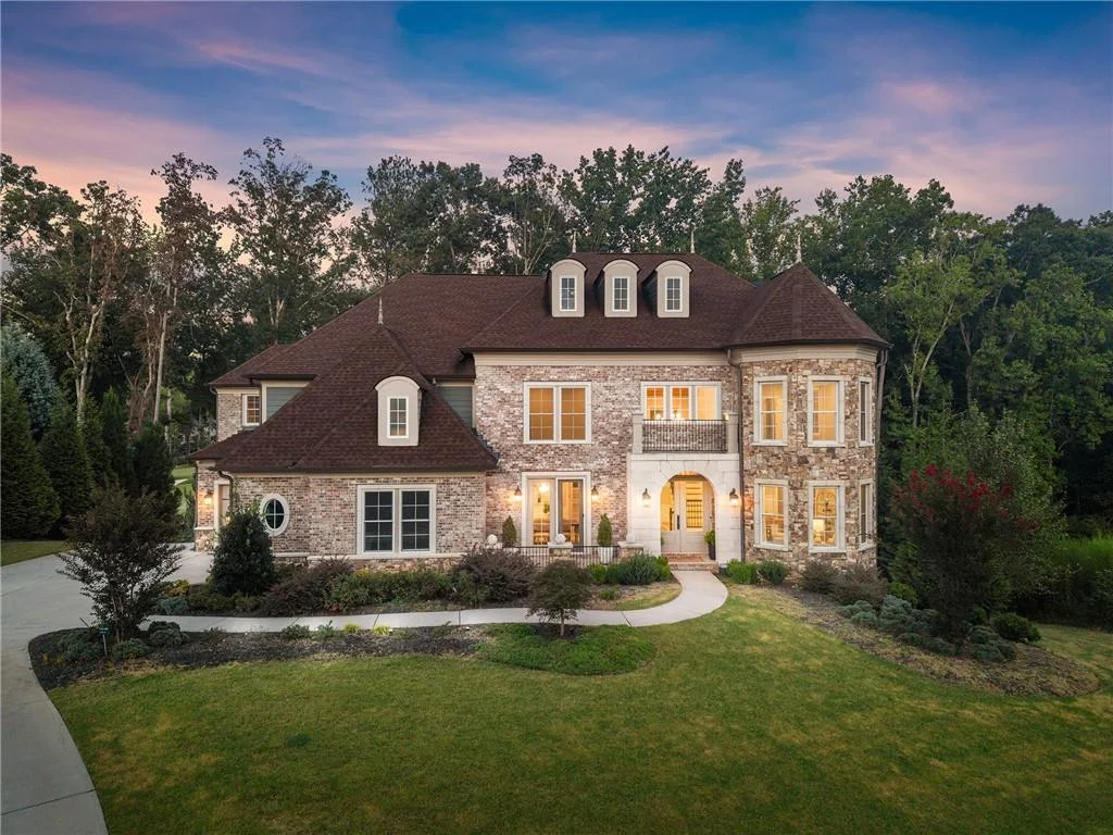 516 Founders Drive E