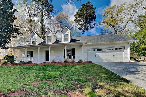 Photo of 2888 Cardinal Trace, Duluth, GA 30096 (MLS # 7737632)