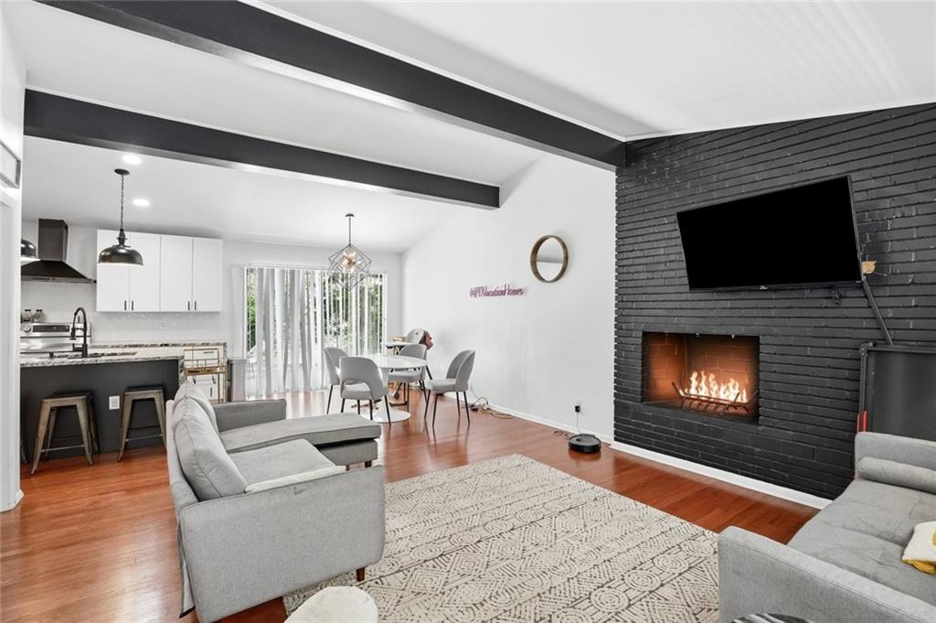 3806 Donaldson Drive