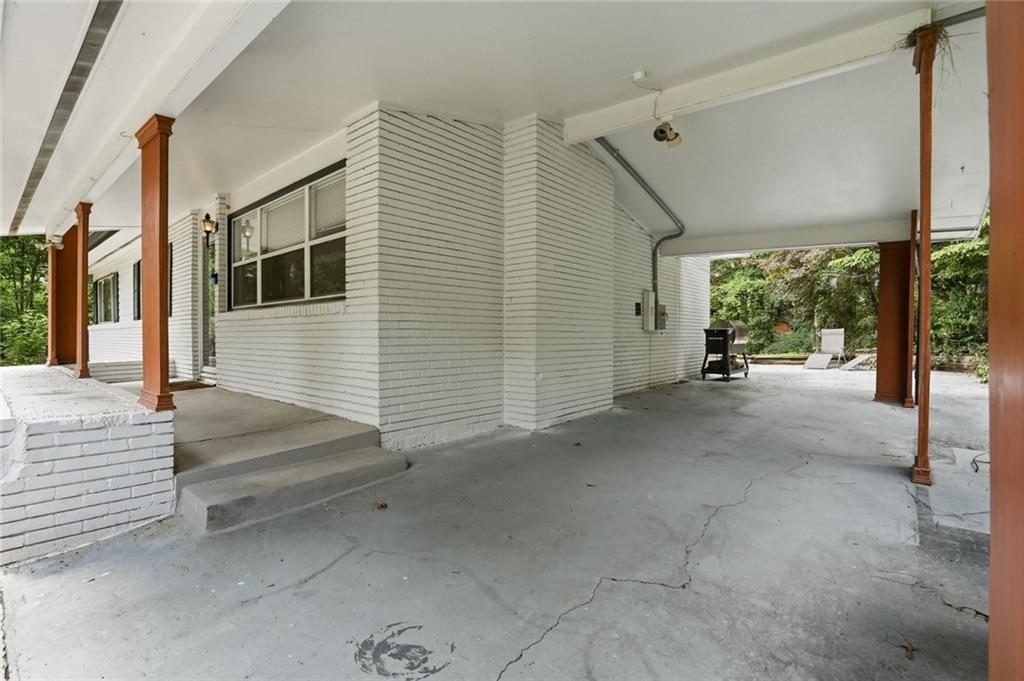 3806 Donaldson Drive