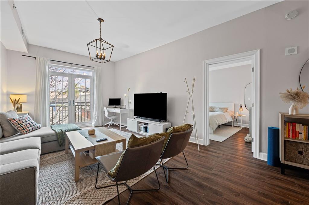 325 E PACES FERRY Road NE 312