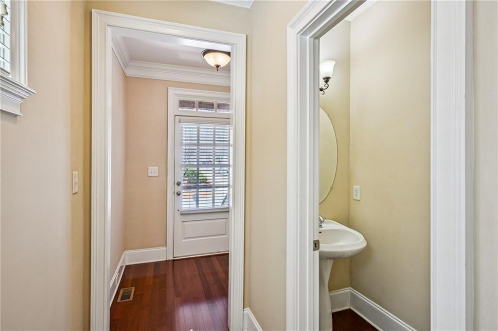 189 Privet Circle, Suwanee, Georgia image 5