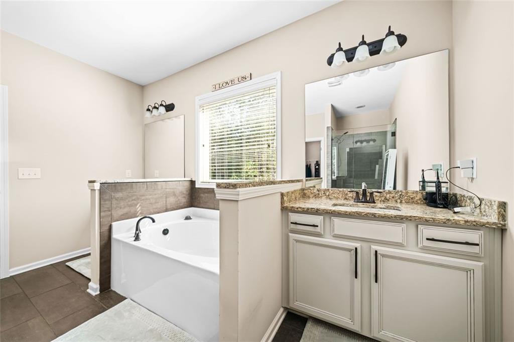 3875 Grandview Manor Drive, Cumming, Georgia image 33
