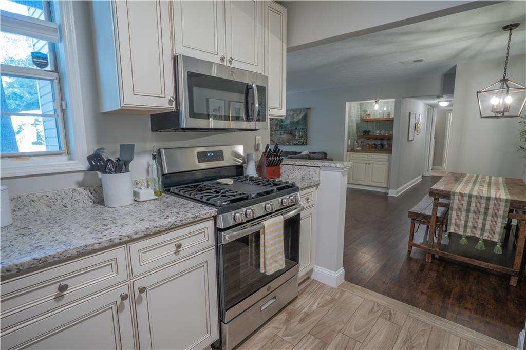 2735 Saint Augustine Trail SE