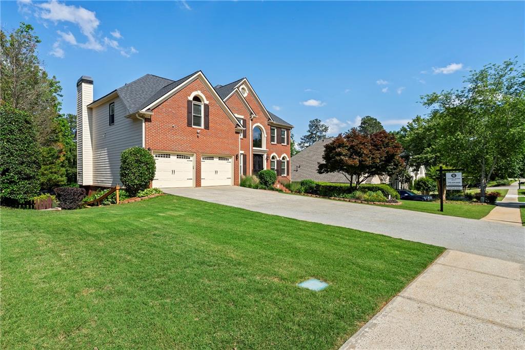 2436 Camden Lake View NW