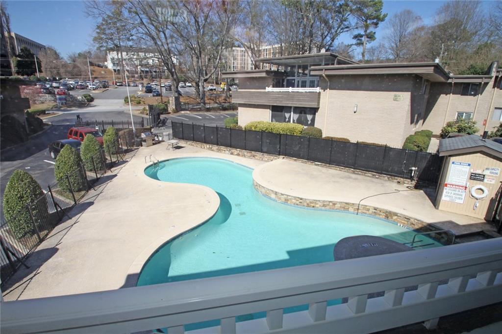 LAUREL GROVE - Residential