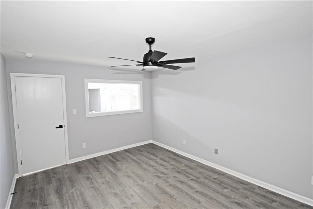 LAUREL GROVE - Residential