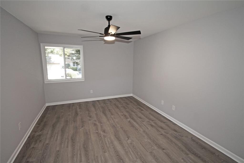 LAUREL GROVE - Residential