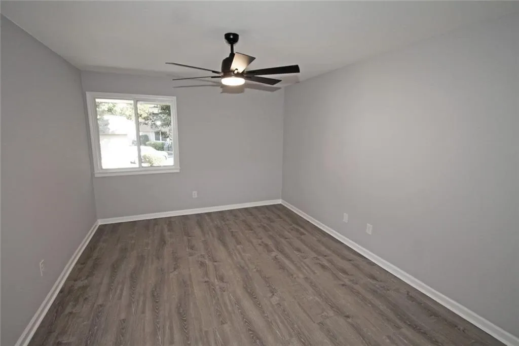 Sandy Springs, Georgia 30328, United States, 2 Bedrooms Bedrooms, ,2 BathroomsBathrooms,Residential,Active,227007