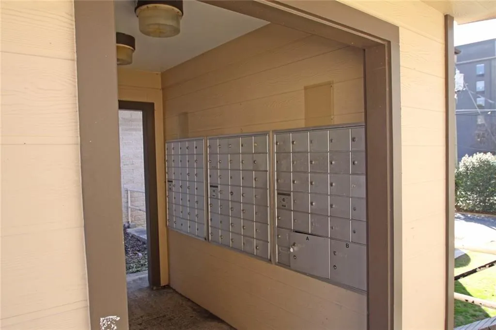 Sandy Springs, Georgia 30328, United States, 2 Bedrooms Bedrooms, ,2 BathroomsBathrooms,Residential,Active,227007