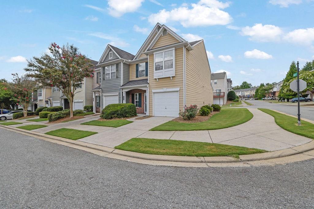 320 Antebellum Place
