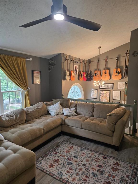 102 Thomas Drive