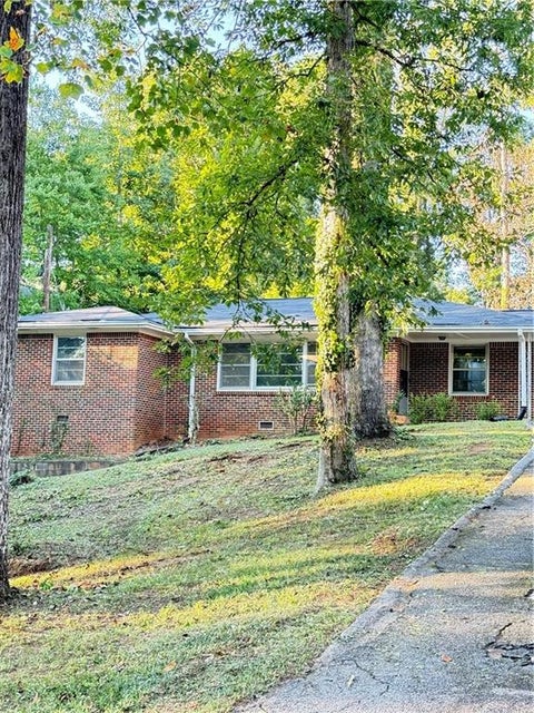 Homes For Rent - 2354 Greenglade Road<br/> Atlanta, GA 30345