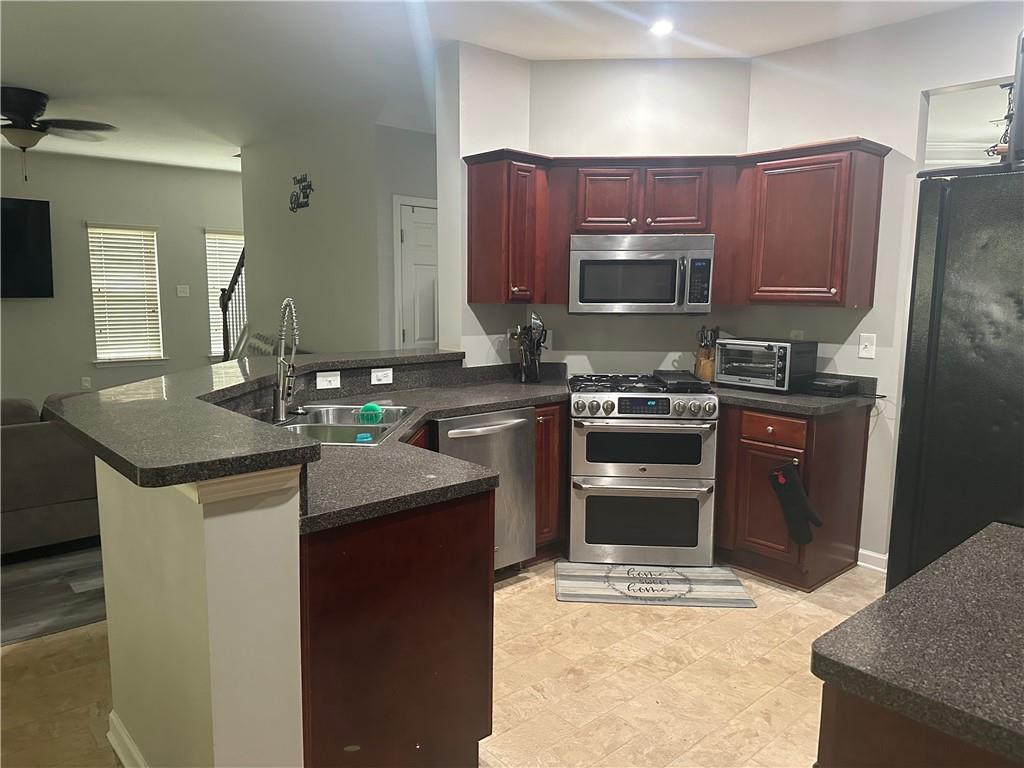 2412 Wingfield Drive, Austell, Georgia image 6
