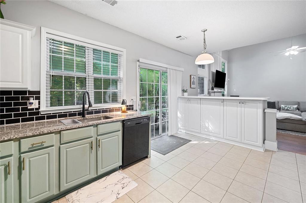 4104 Glenaire Way, Acworth, Georgia image 18