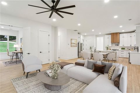 Apartment For Sale - 2082 Lyle Avenue<br/> College Park, GA 30337