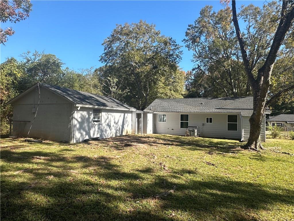 825 Pamela Drive, Griffin, Georgia image 7