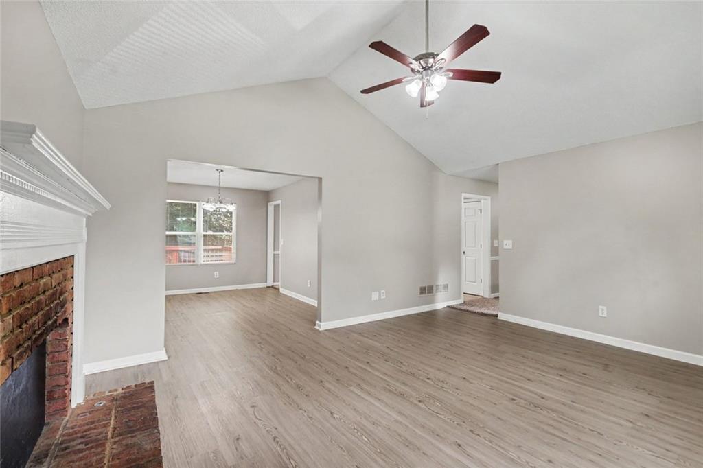 1476 Chaseway Circle