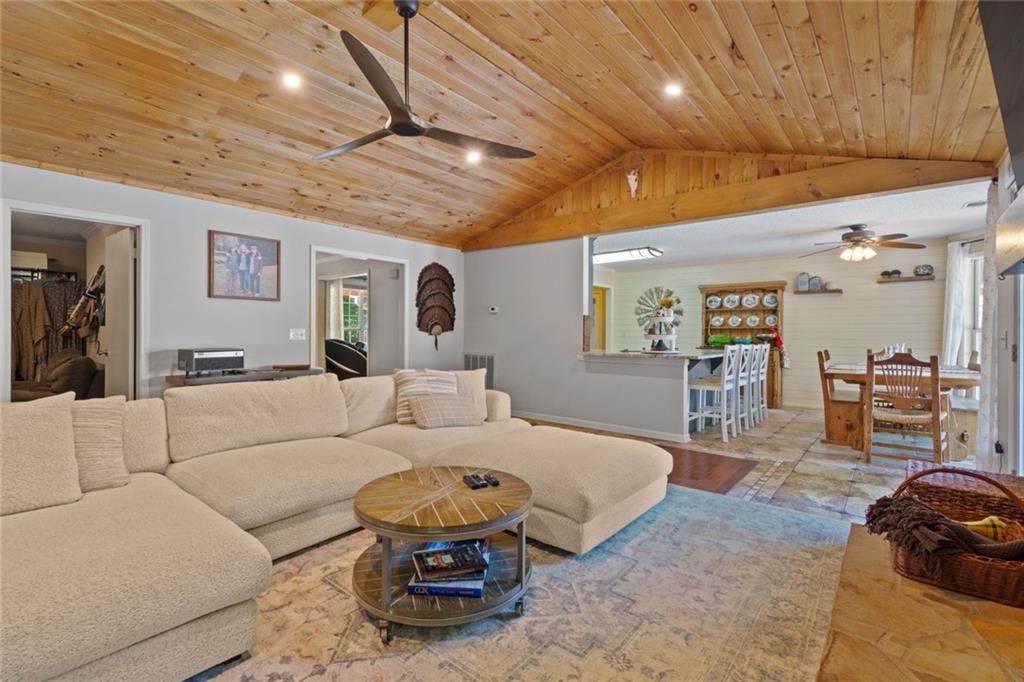 1227 Dry Hollow Road